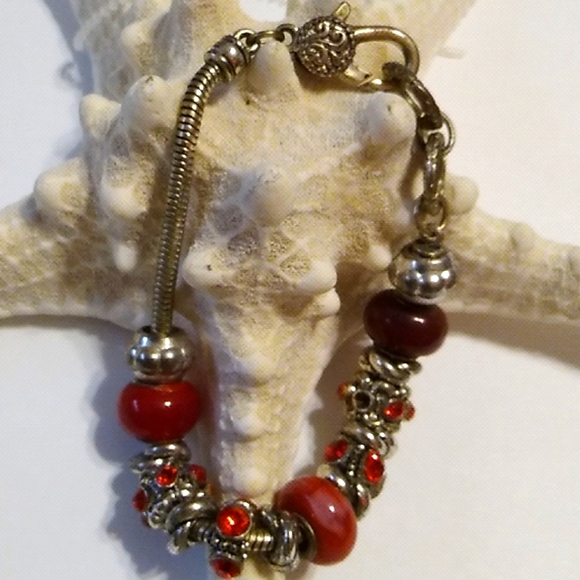 Jewelry - Nwot Charm Bracelet
